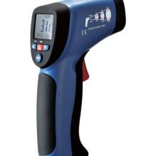 CEM DT8833 Infrared Thermometer